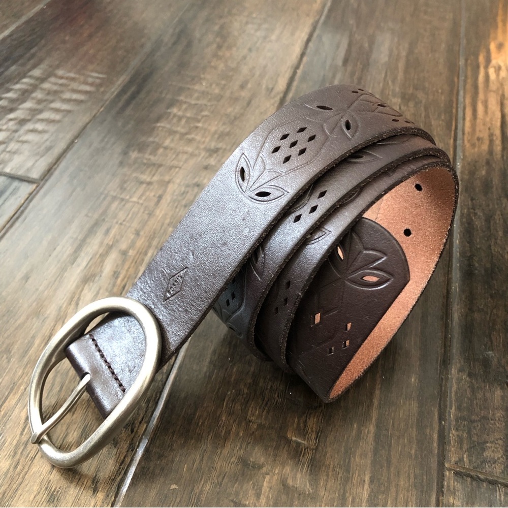 Fossil Brown Leather Belt Cutout Pattern Heavy Metal Brushed Hardware Men Large